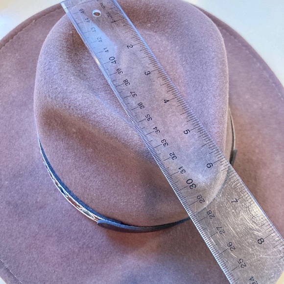 Wool Felt Hat with leather and Aztec style band - Picture 9 of 10